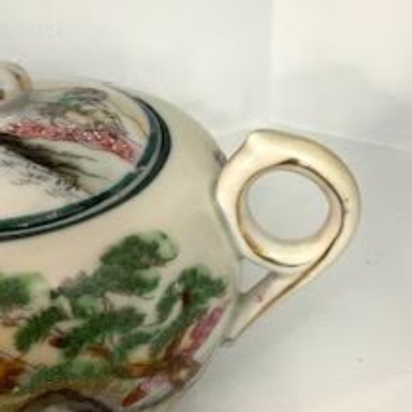 Set of Japanese Lidded Teapot and Sugar Bowl Hand Painted Geisha Girl Porcelain - Picture 12 of 15